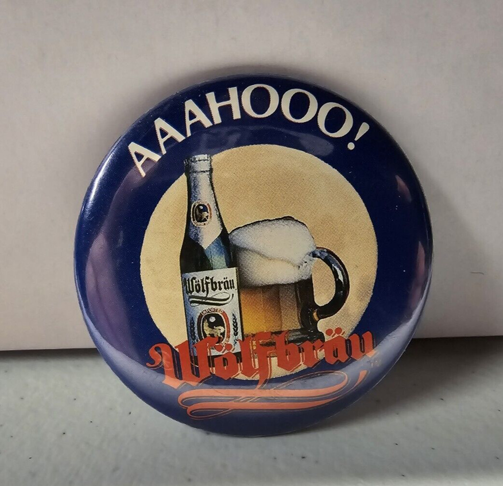 Vintage Advertising WolfBrau Beer Pin Pinback Button ‘AAAHOOO’ 1985
