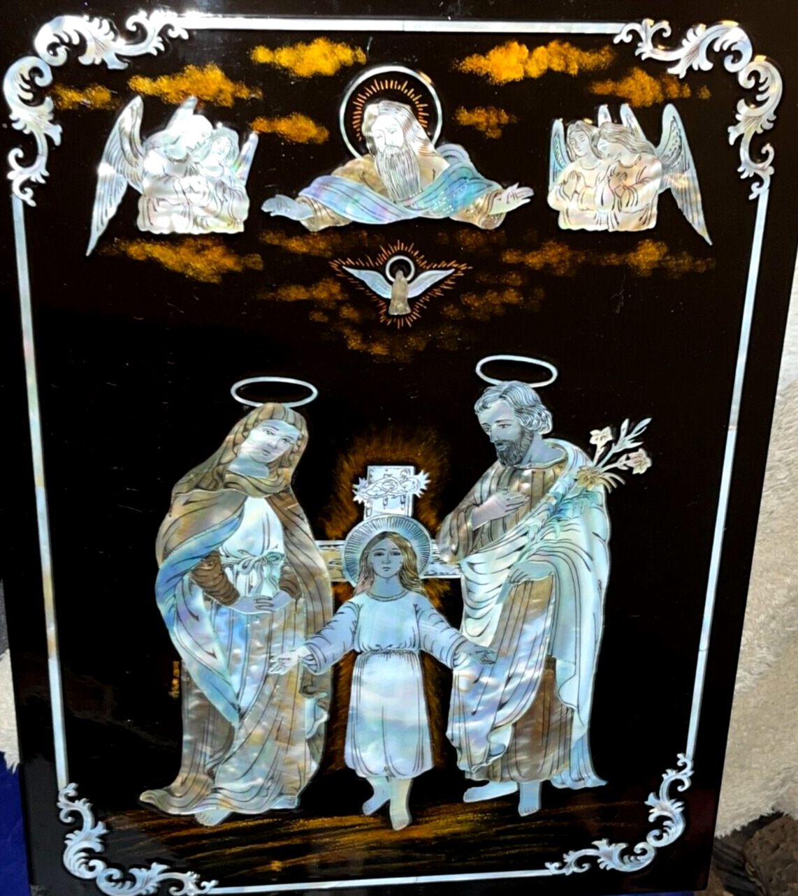 GORGEOUS RARE VINTAGE HOLY FAMILY GOD ANGELS & HOLY GHOST ABALONE SHELL PLAQUE