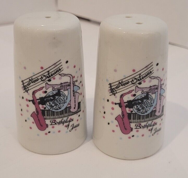 New Orleans Birth place of Jazz Music Themed White Ceramic Salt Pepper Shakers