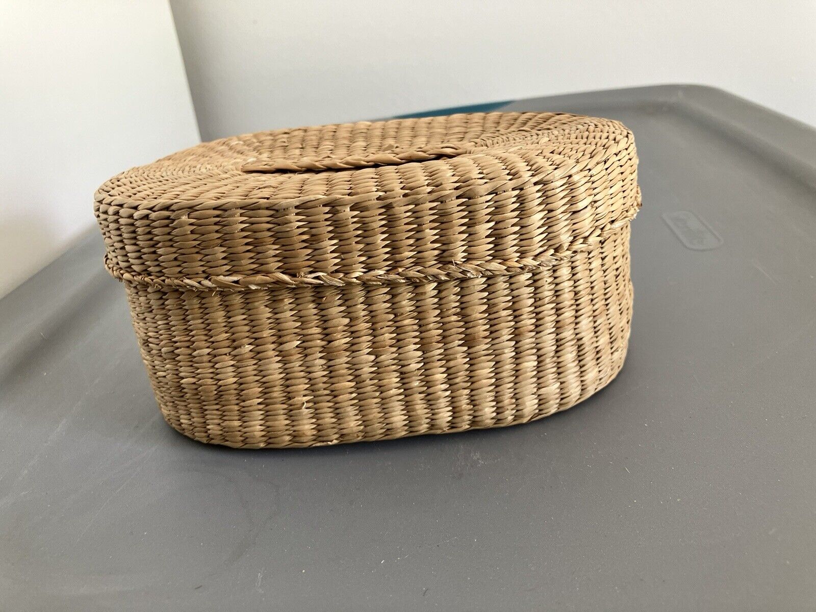 Vintage Oval Hand Woven Round Sweetgrass Small Basket With Lid