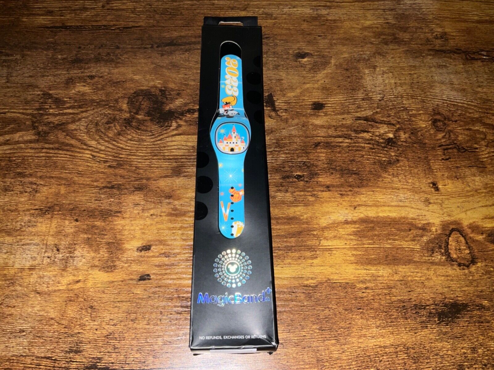 Disney Parks Magic Band Plus Mickey Mouse Castle Snacks 2023 - Linkable