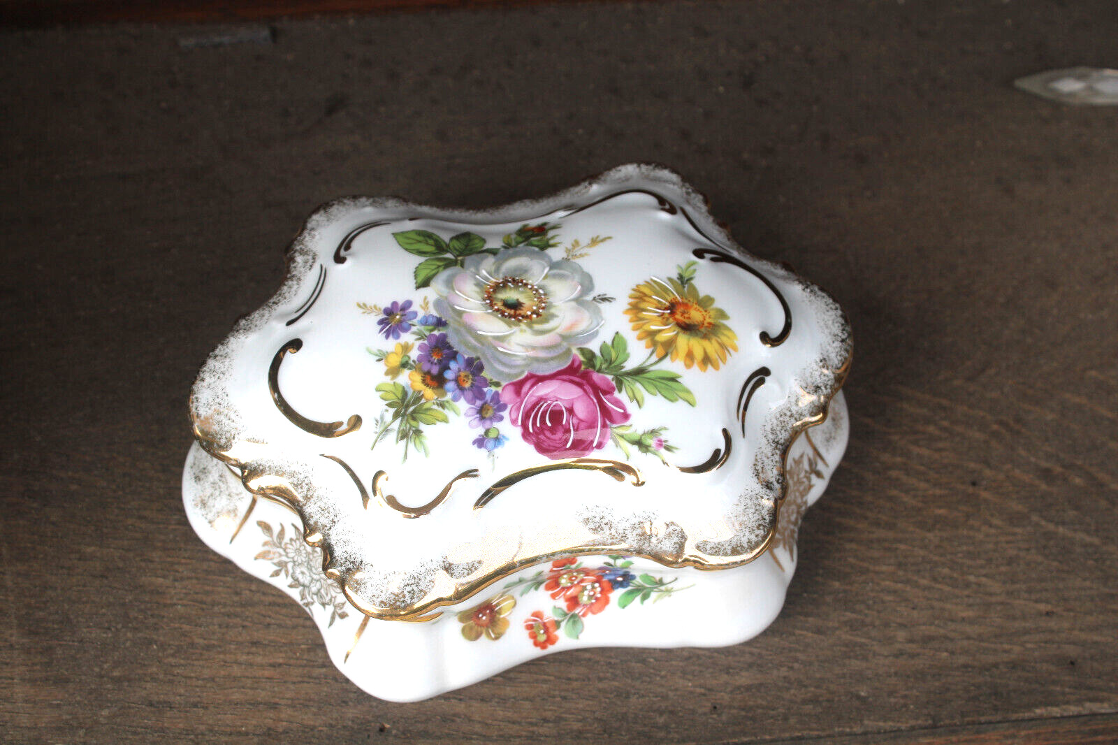 French Limoges porcelain floral bonbonniere box