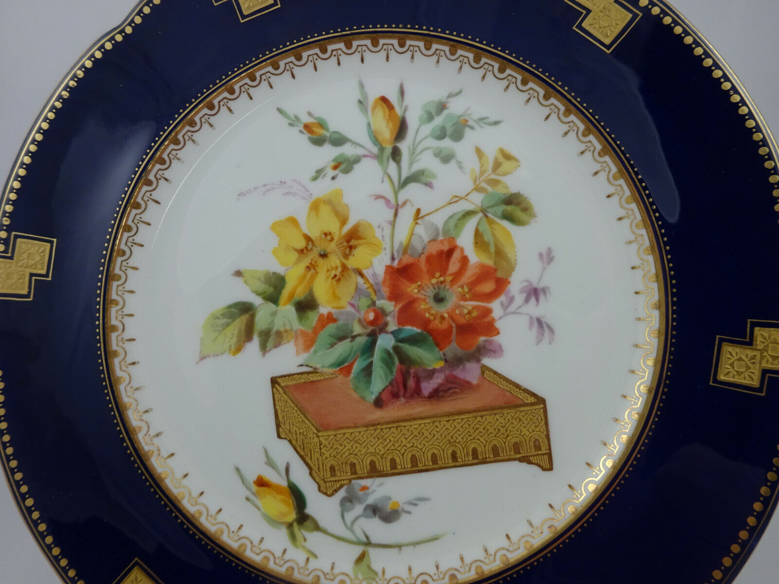 Antique Brownfield’s China Cabinet Plate, Japonesque (A)