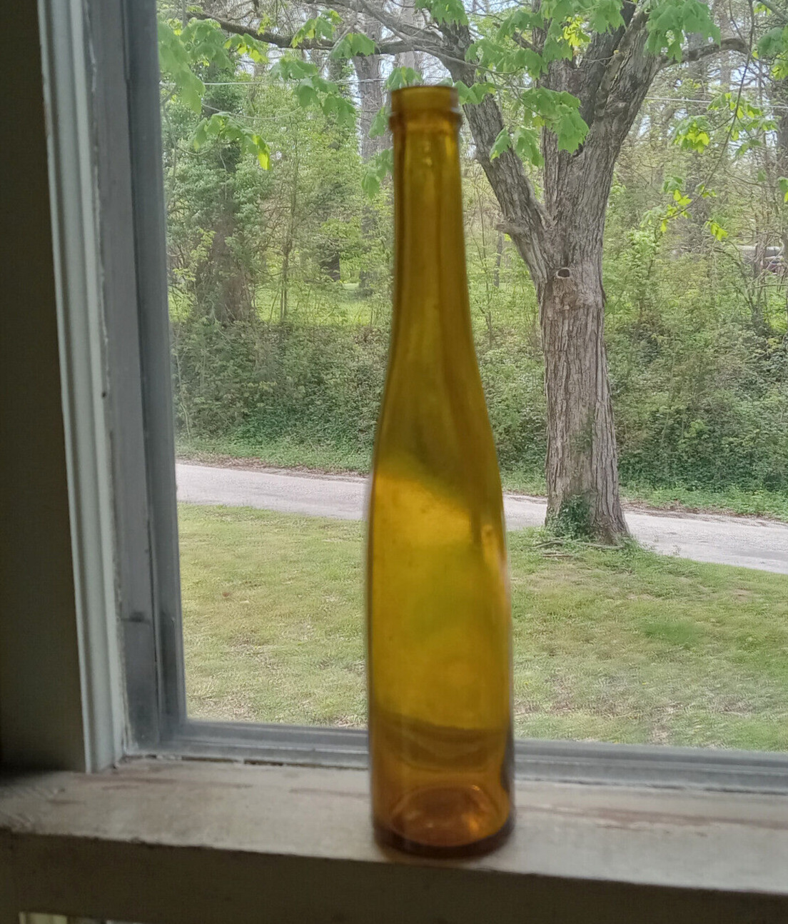 GOLDEN YELLOW AMBER 1880s SMALL HOCK WINE BOTTLE ONLY 8 3/4\
