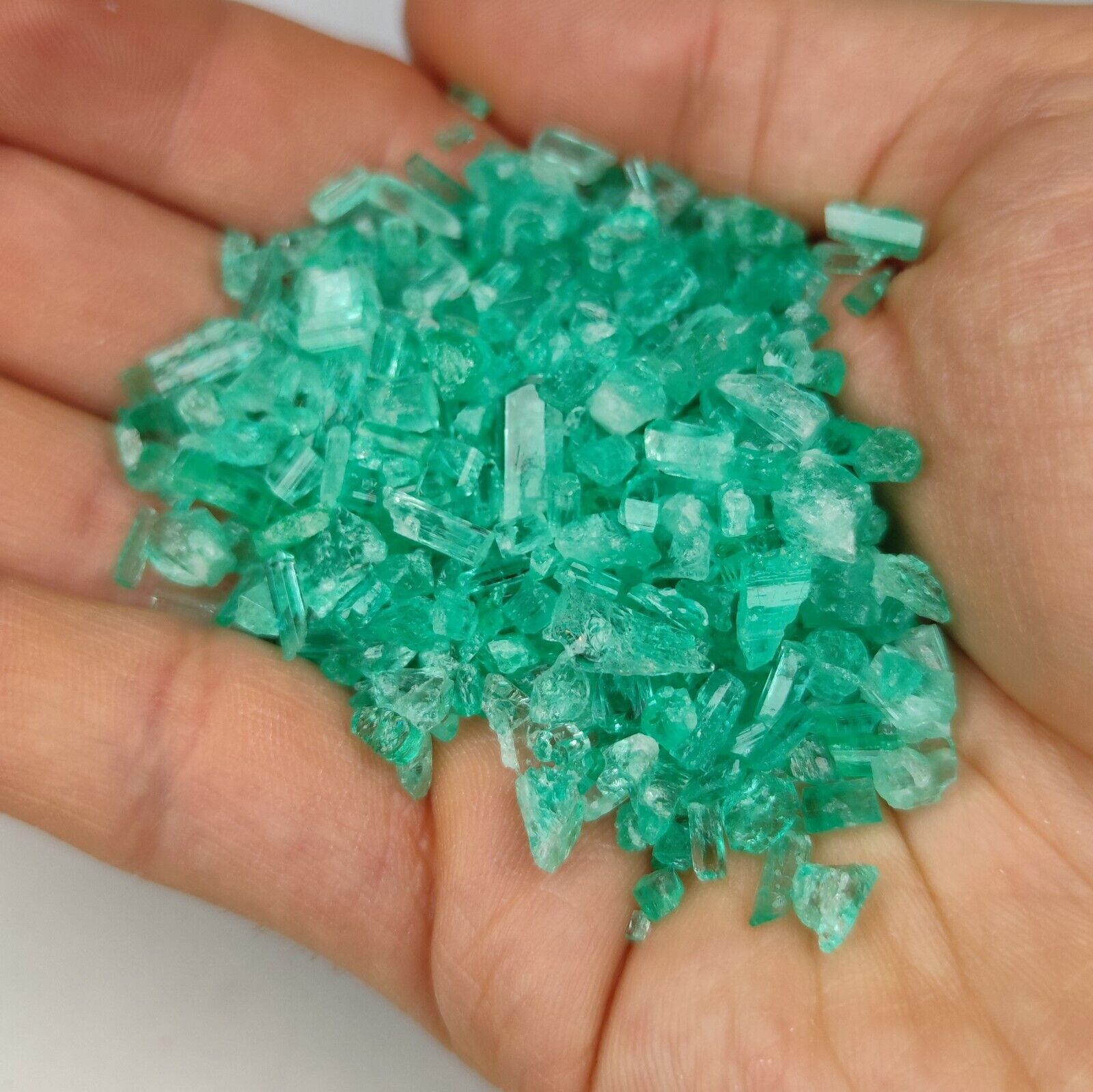 CLEAR NATURAL EMERALD CRYSTALS LOT HIGH QUALITY / MUZO COLOMBIA 188,95 Cts