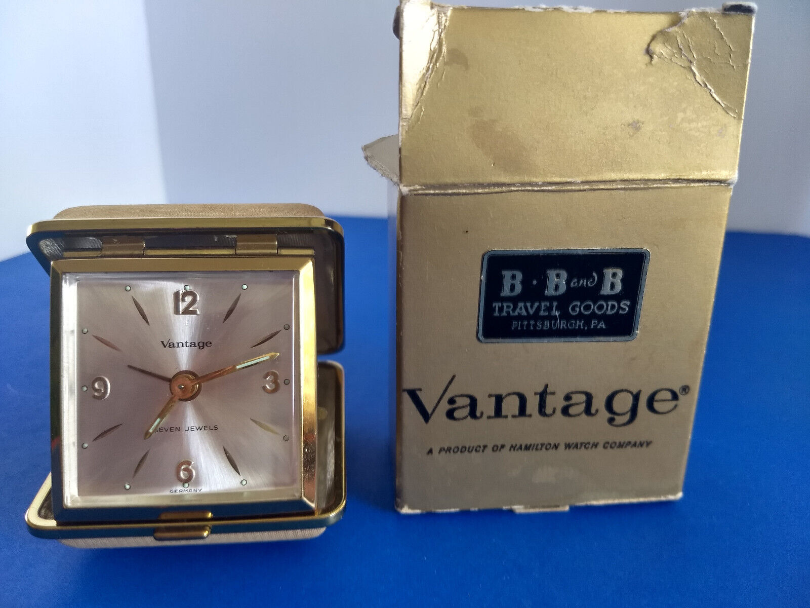 Vtg BB&B Hamilton VANTAGE Germany German 7 Jewel needlepoint Travel Alarm Clock