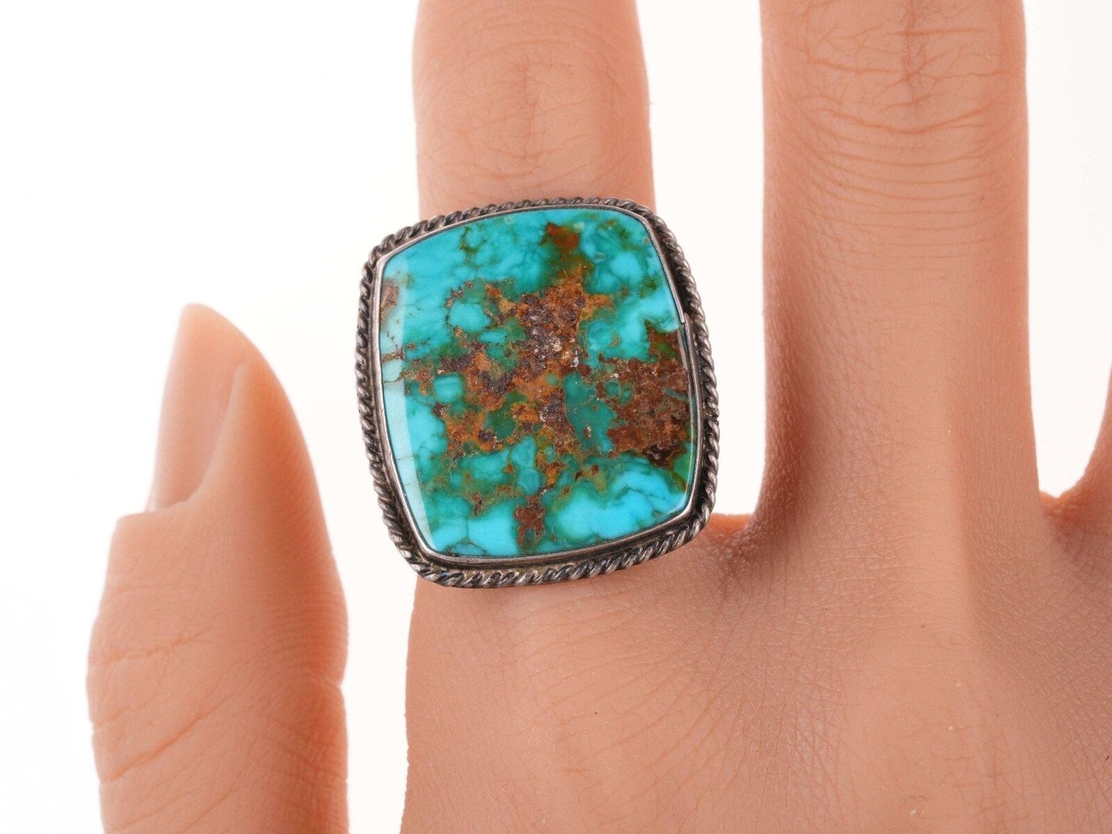 sz7.5 Navajo silver and turquoise ring