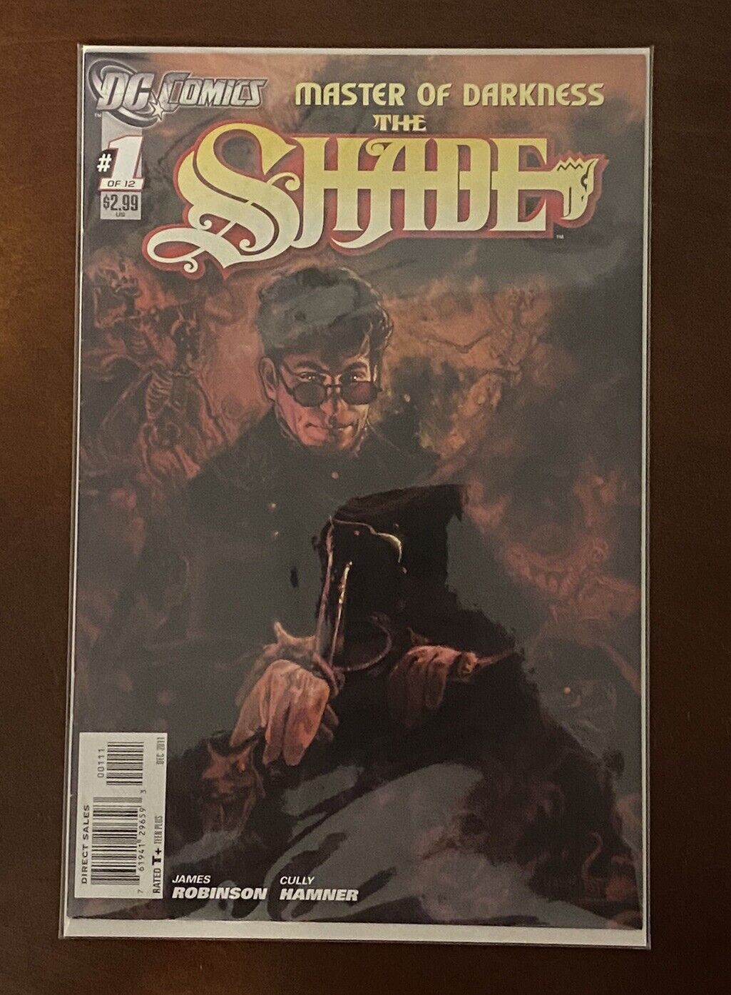 The Shade  #1 Cover A, DC Comics, First Print 2011 James Robinson Cully Hamner