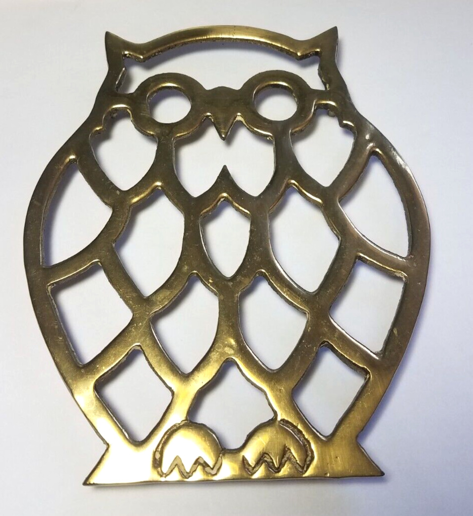 Vintage 1970\'s Large Size Brass Footed Owl Trivet Wall Art 7 Ounces