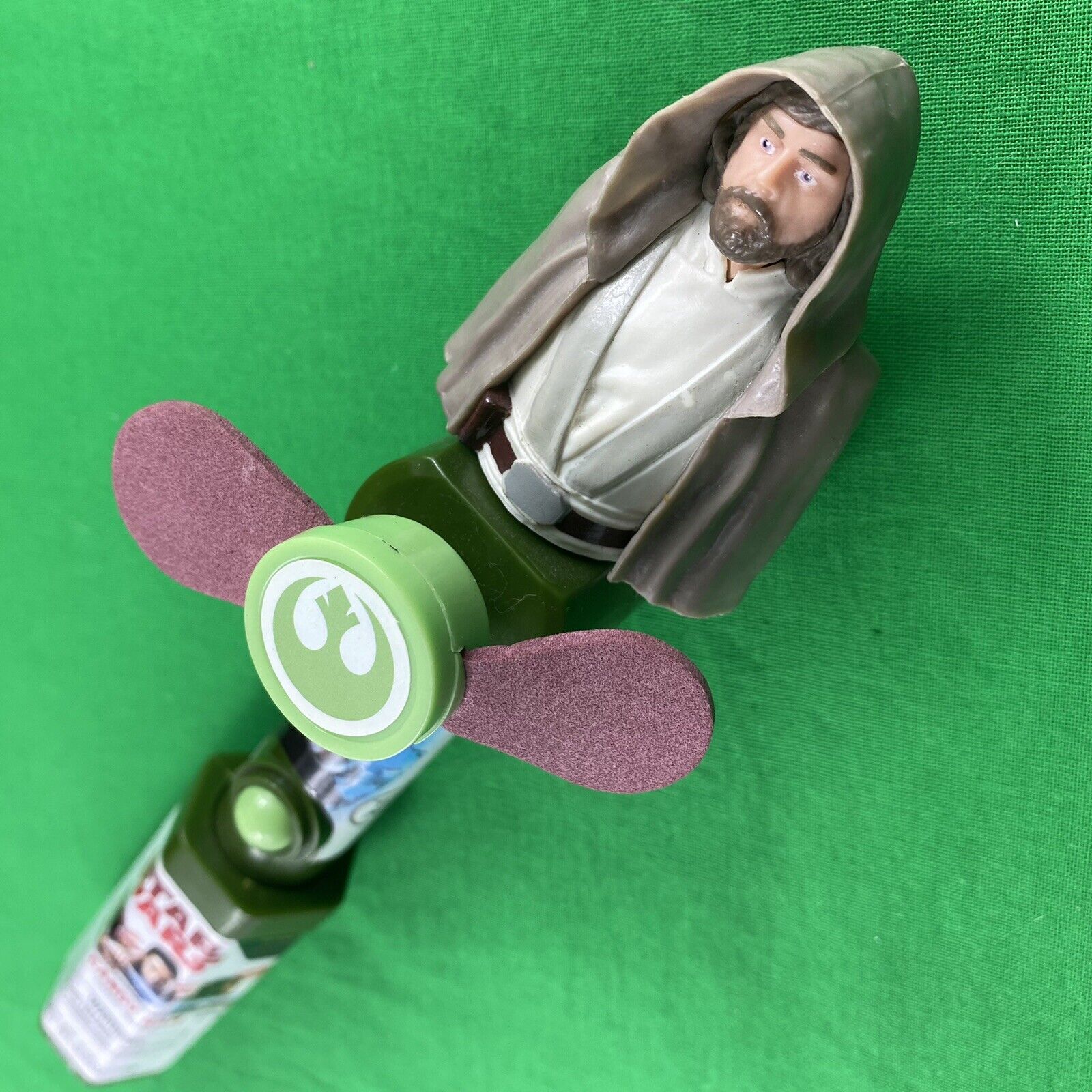 Luke Skywalker Unopened Candy Fan Star Wars Ep VIII The Last Jedi Factory Sealed