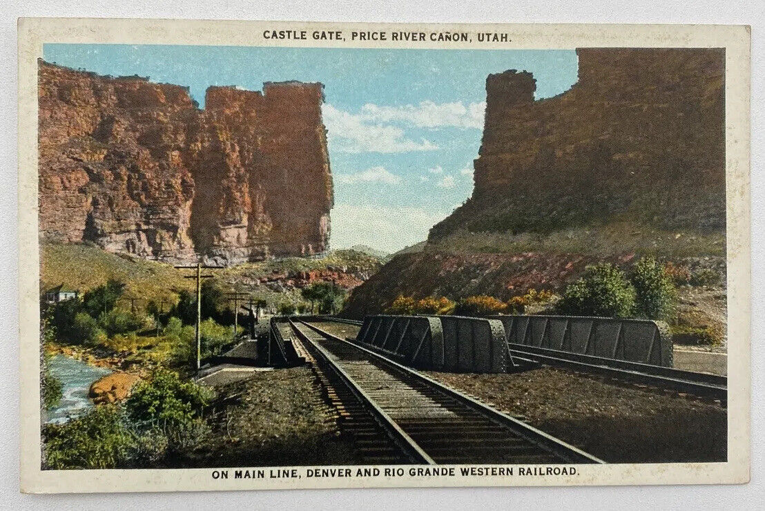 Postcard UT Castle Gate Price River Denver & Rio Grande Western RR Canon Utah