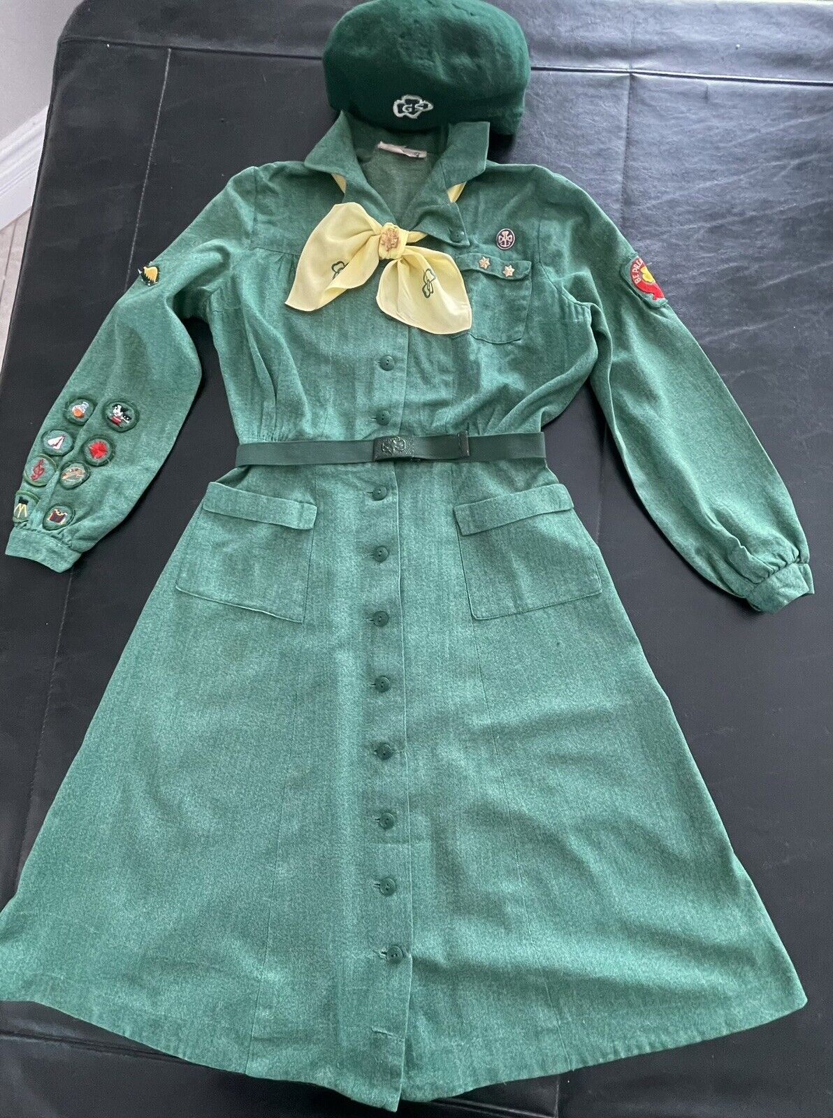 REDUCED Vintage 1948 Girl Scout INTERMEDIATE UNIFORM DRESS-BADGES-FIRST CLASS