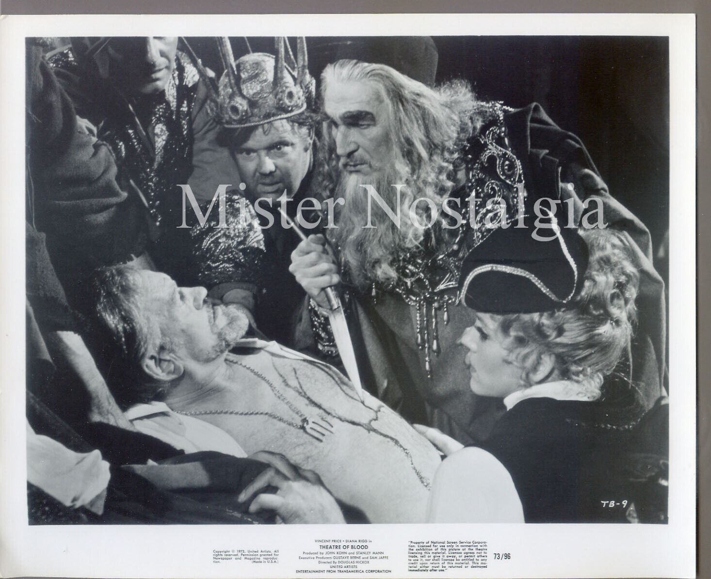 Vintage Photo 1973 Vincent Price with dagger in Theatre Of Blood
