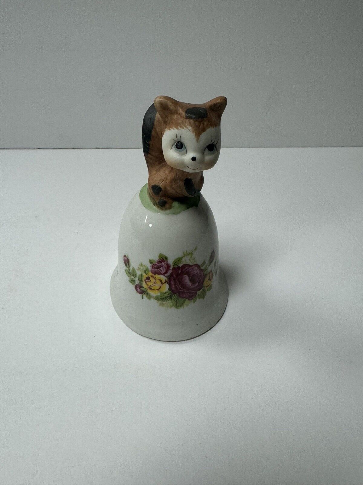 Vintage Ucagco Ceramic chipmunk Flower Bell Japan. AD