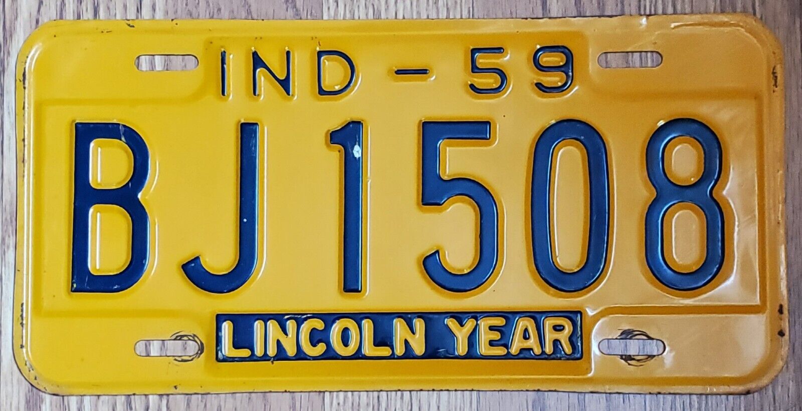 1959 INDIANA IN LICENSE PLATE TAG # “BJ1508” - LINCOLN YEAR; ANTIQUE Vintage