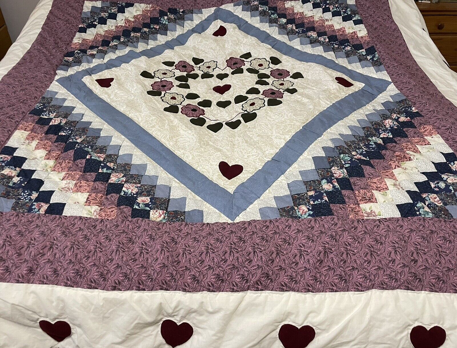 Handmade Patchwork Quilt Blanket Colorful Heart 93”x85” Double/Queen
