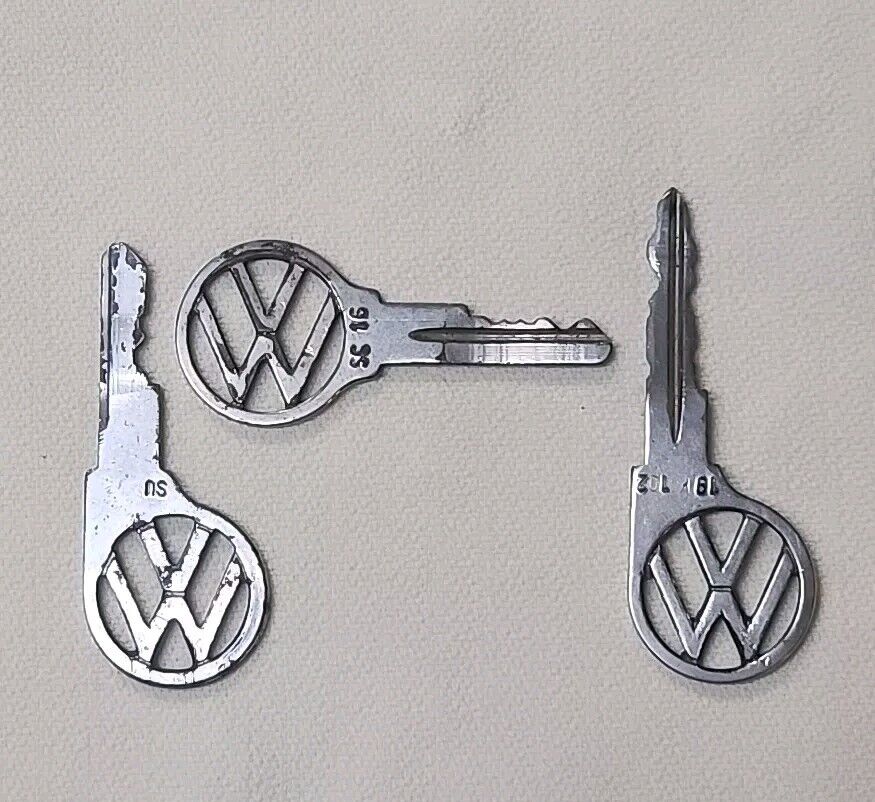 Lot Of 3 Vintage 1960\'s VW Volkswagen Pre-owned Cut Out Logo Keys Beetle Used