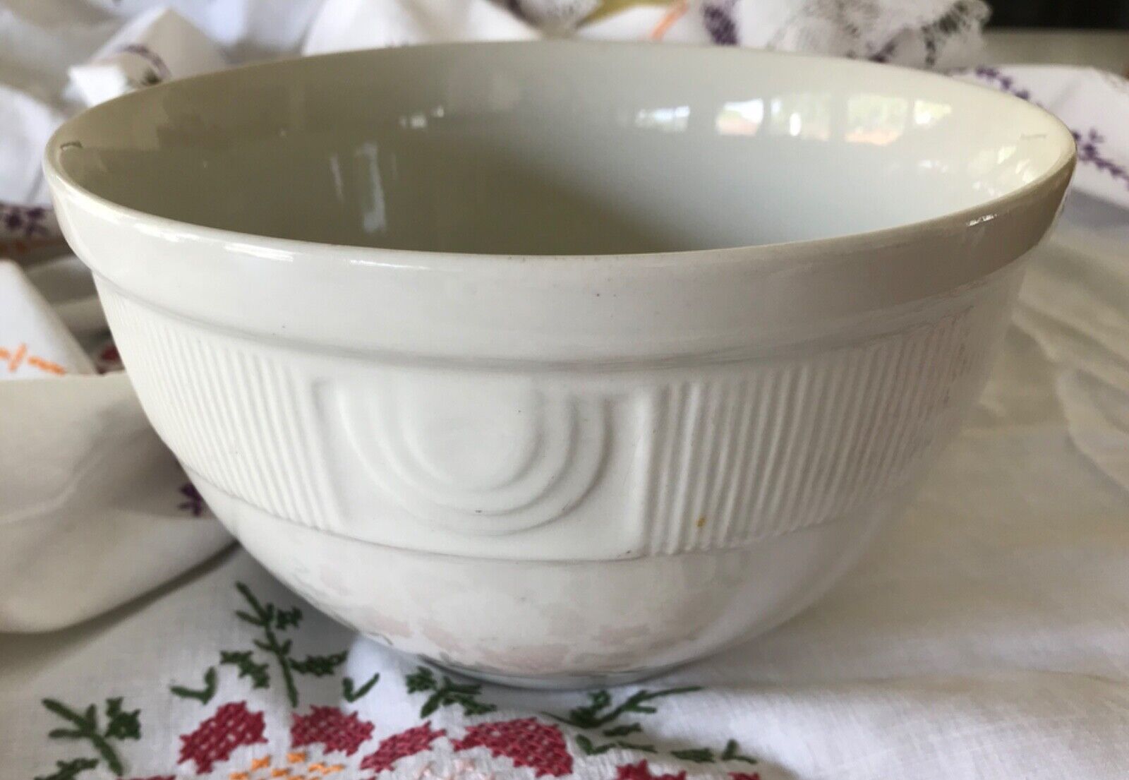 HALL 267 mixing bowl, Art Deco Ribs/Arches, white 7.5\