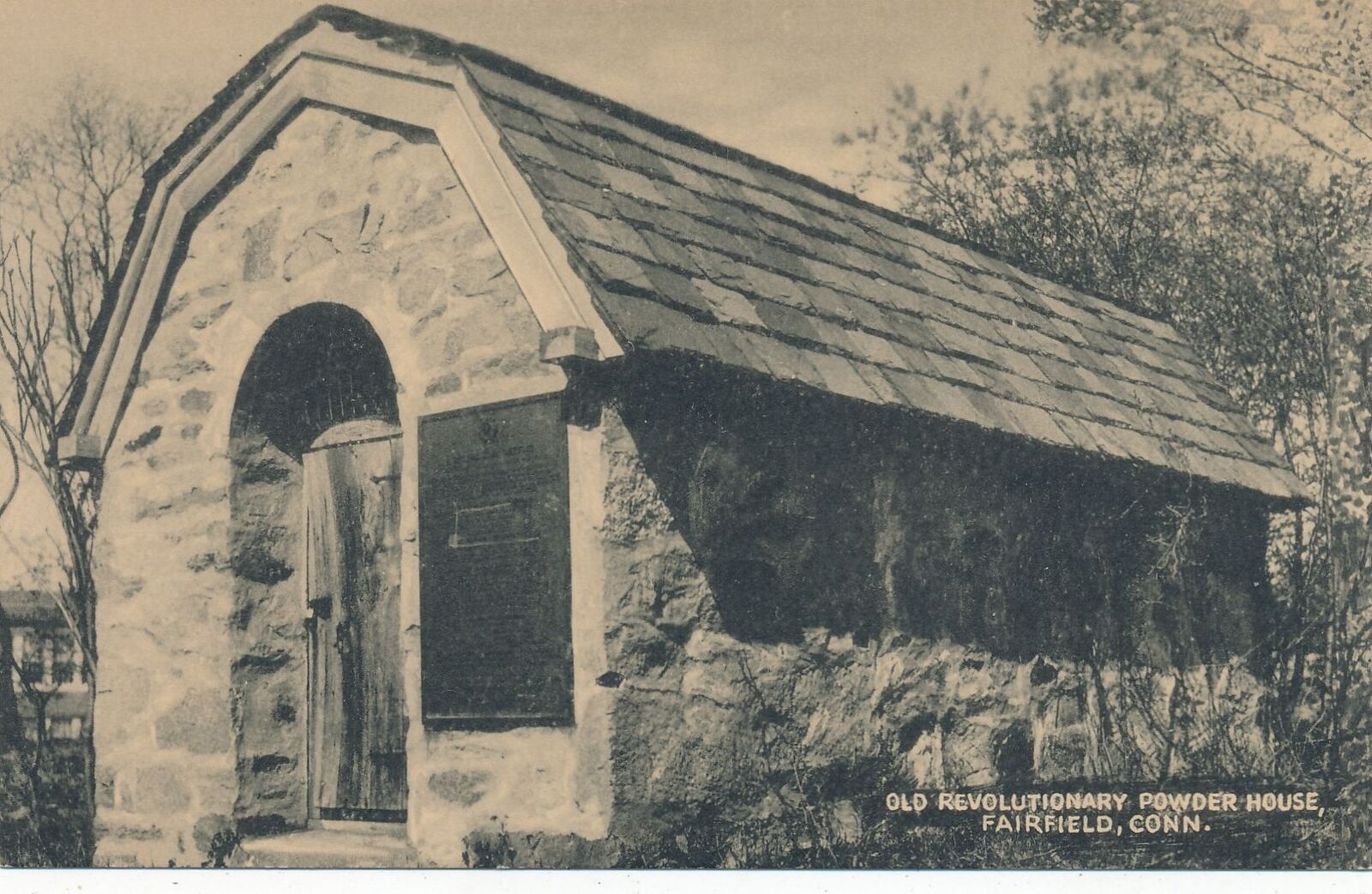 FAIRFIELD CT - Old Revolutionary Powder House Postcard