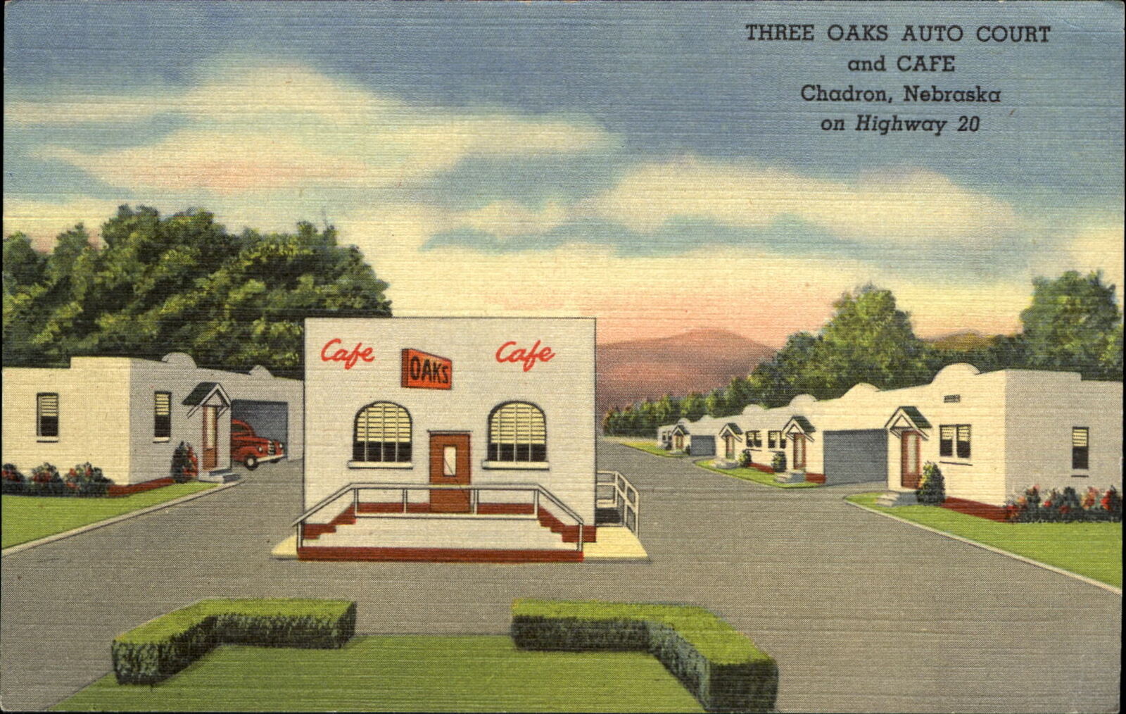 Three Oaks Auto Court & Cafe ~ Chadron Nebraska ~ 1940s linen postcard