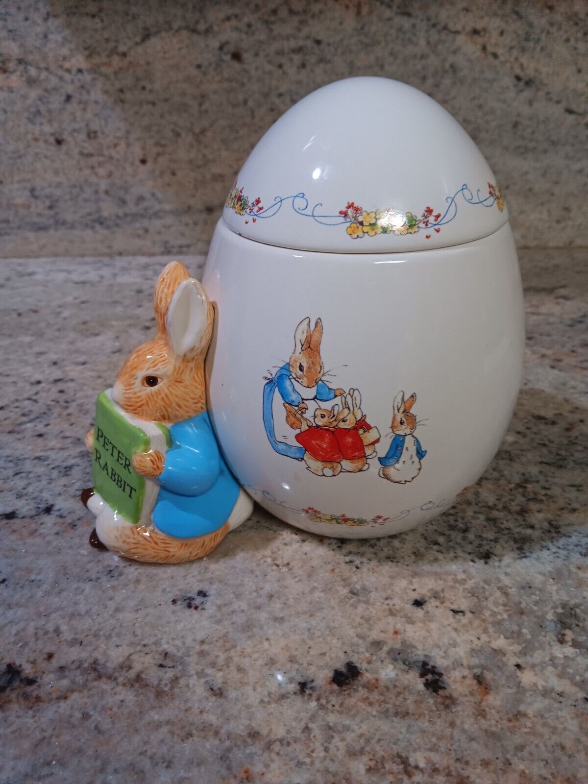 Beatrix Potter Peter Rabbit Teleflora 2008 Egg Lid Candy Cookie Jar Easter