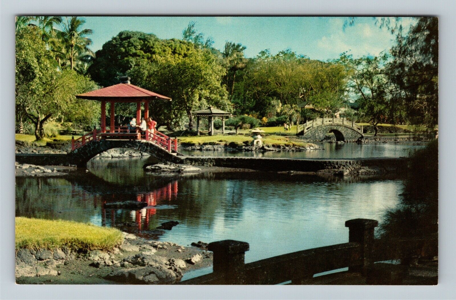 Hilo HI-Hawaii, Liliuokalani Park, Bridges Vintage Souvenir Postcard