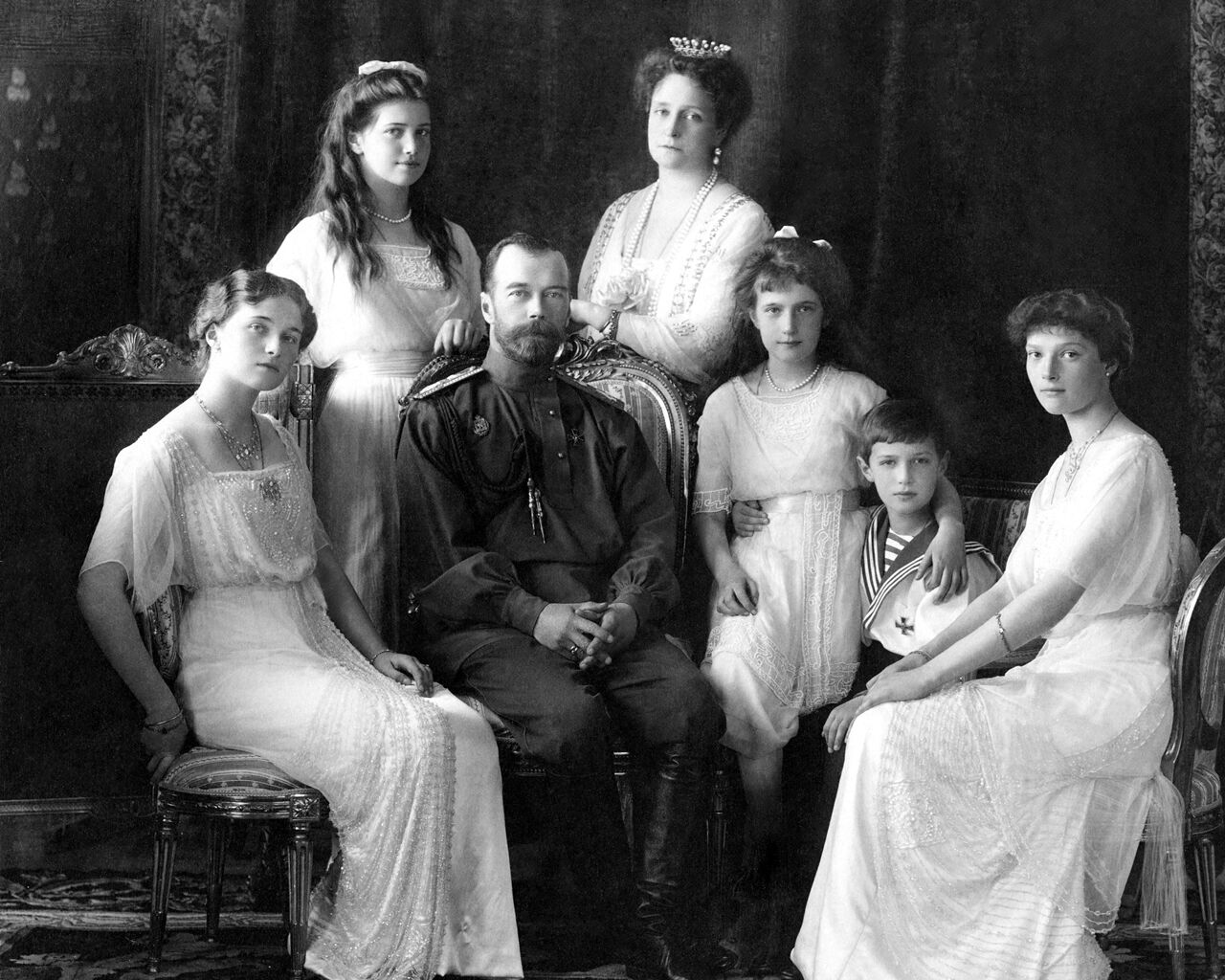 New 11x14 Royality Photo: Last Tsar (King) of Russia Nicholas II & Family, 1913