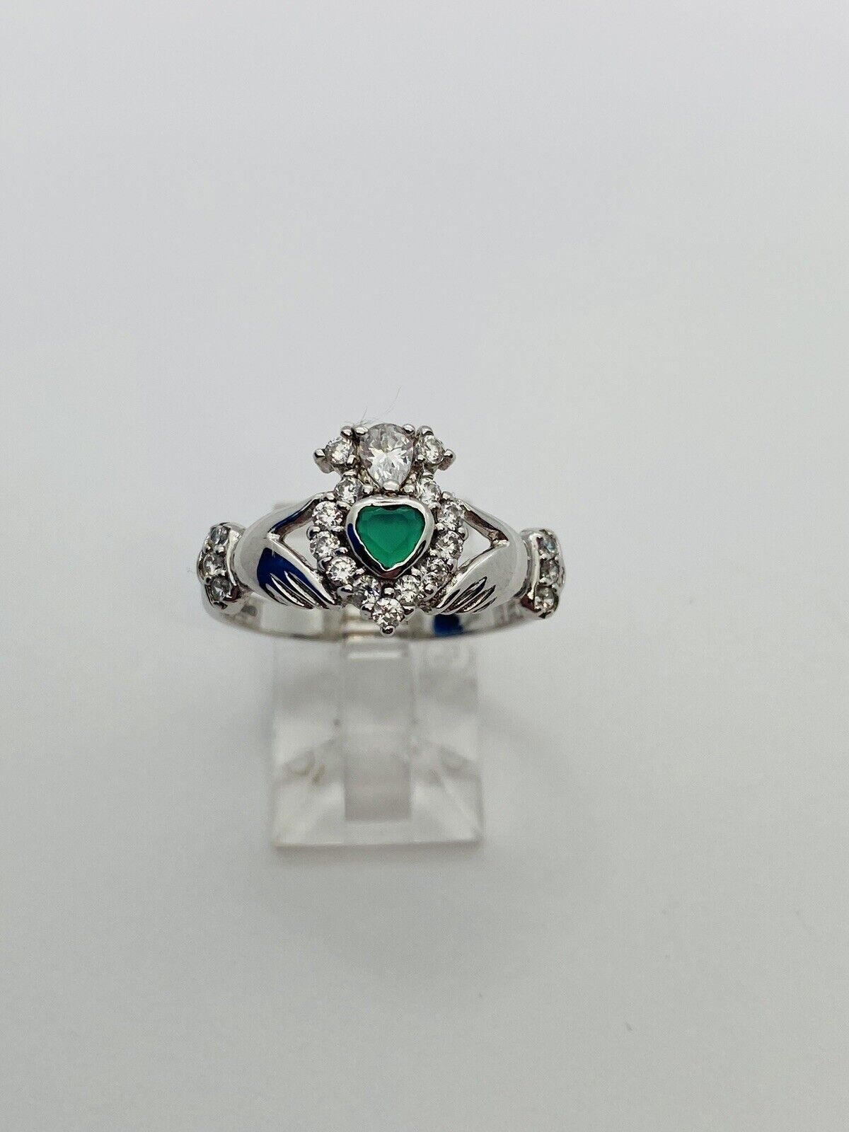 Vintage Sterling Silver Natural Emerald Claddagh Ring TJH Signed Size 9 2.7g 925