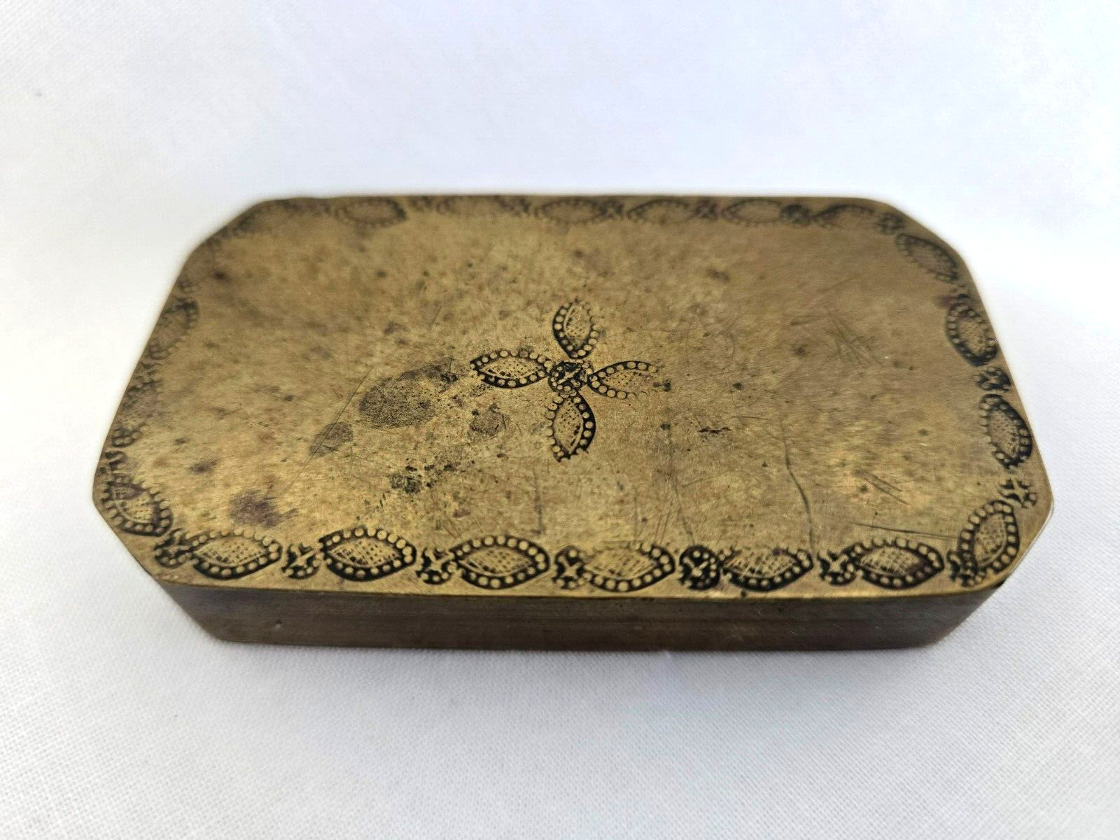 ANTIQUE,18th CENTURY,1700's,BRASS,SNUFF,TOBACCO BOX, WONDERFULLY MADE,ETCHED