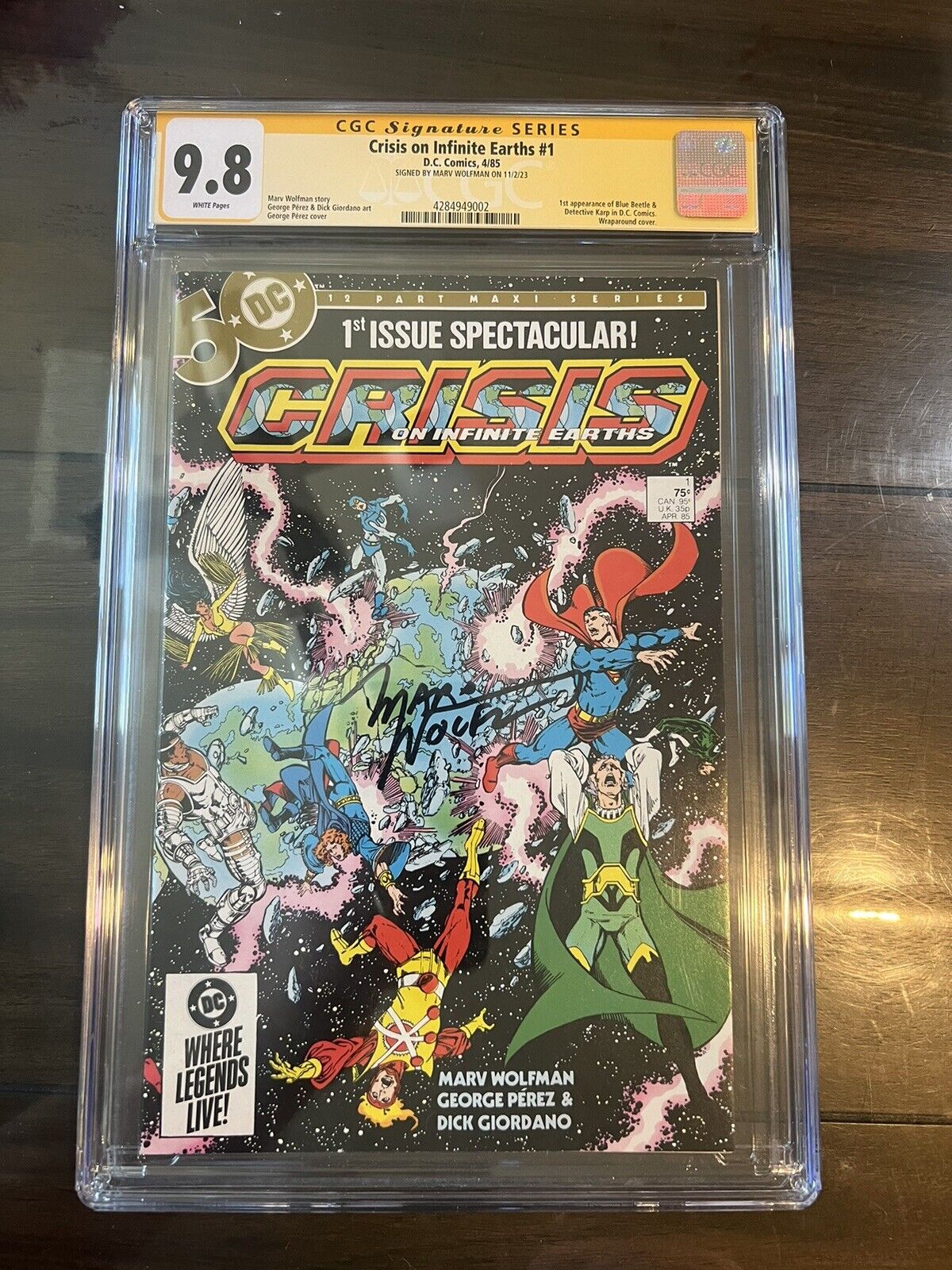 1985 DC Comics CRISIS ON INFINITE EARTHS 1 CGC 9.8 SS Signed by Marv Wolfman