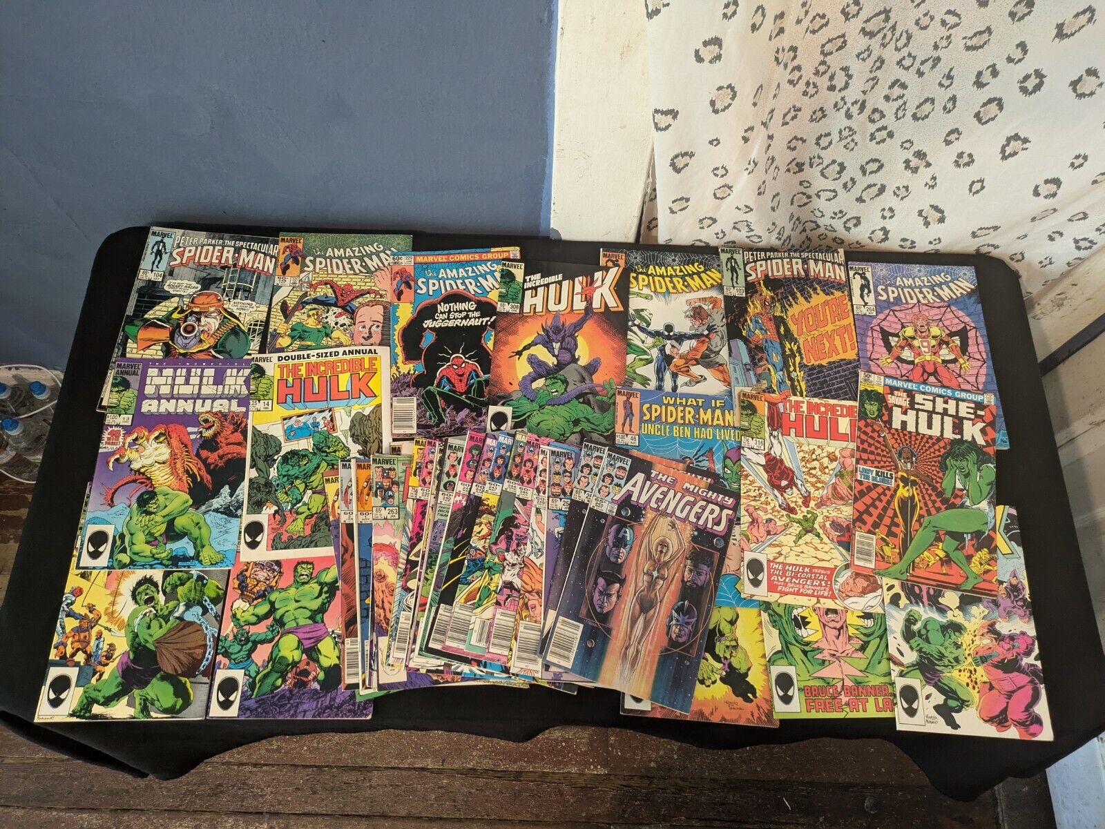 **VINTAGE MIXED LOT (40) THE AVENGERS, SPIDER MAN, THE HULK  GREAT COND COPPER**