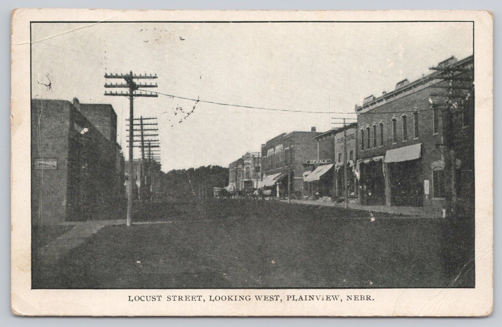 Vtg Post Card Locust Street, Looking West, Plainview, Nebraska I73