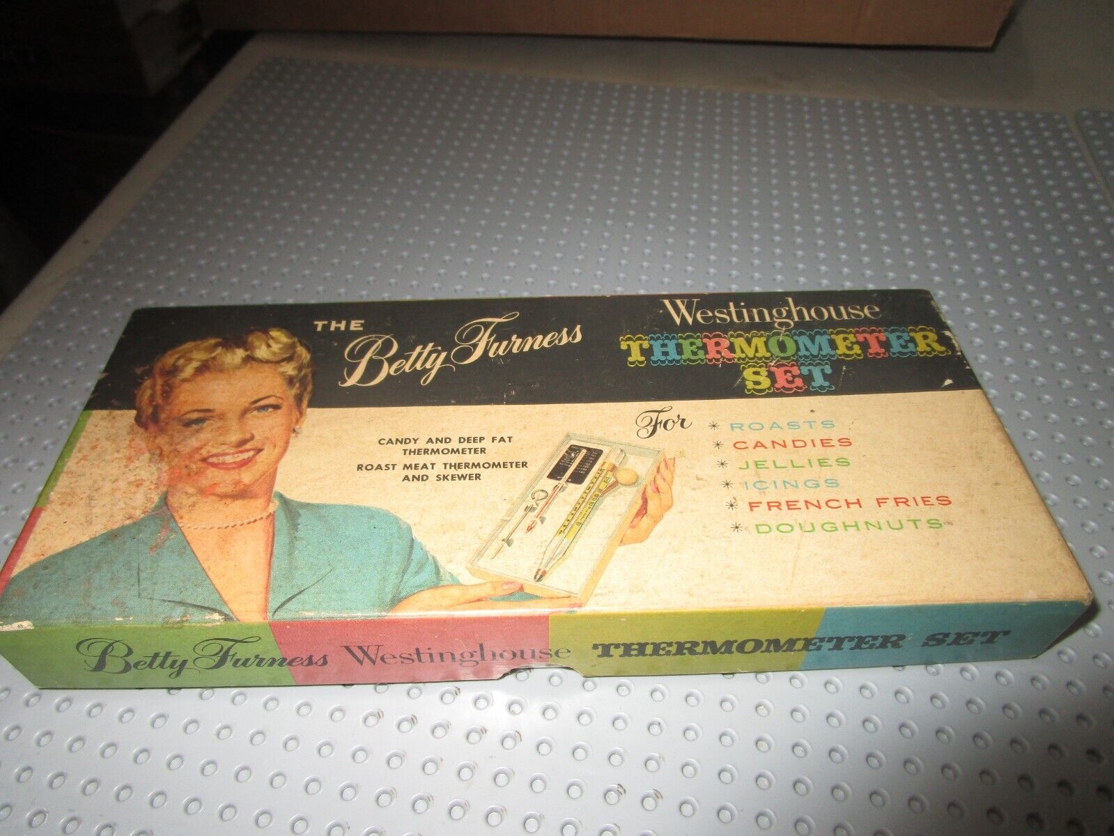 VINTAGE 1950\'S WESTINGHOUSE THE BETTY FURNESS THERMOMETER SET-COMPLETE-NIB