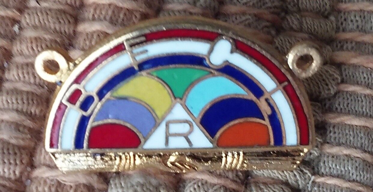 International Order of the Rainbow for Girls BFCLR pin with error