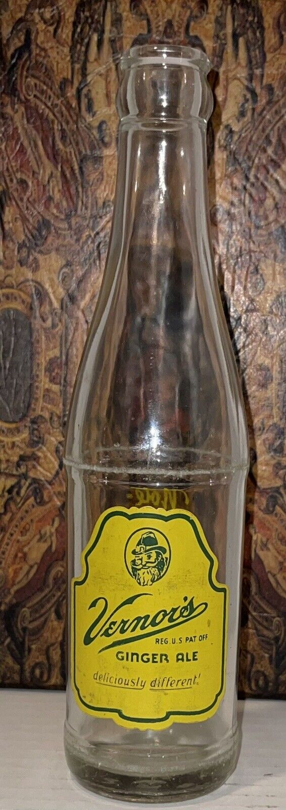 Vintage 1957 Vernor’s Glass Bottle Detroit, MI   8oz