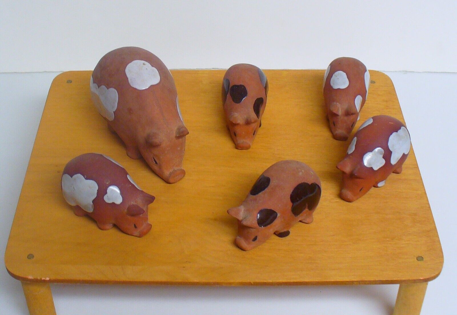 Vintage Czechoslovakia Pig Piglets Clay Figures Spotted Set of 6 Farmhouse 
