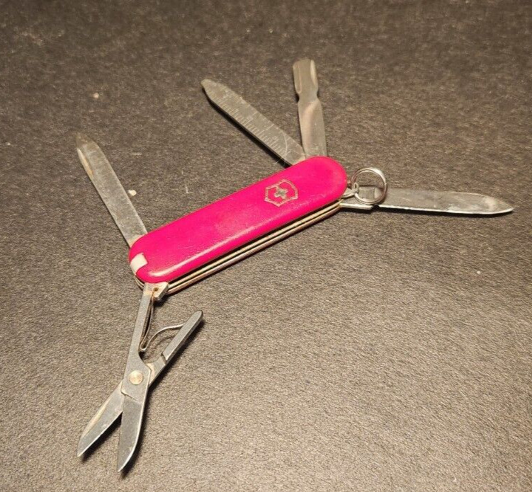 Victorinox Swiss Army Knife Cavalier 58mm Multi Tool Red 53952 Discontinued