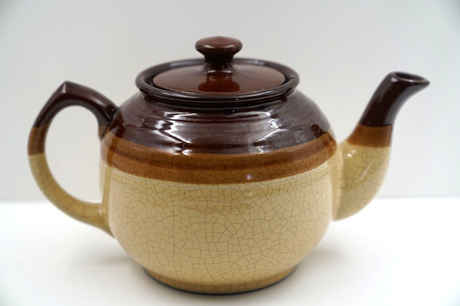 Vintage Northland Mountain Japan Stoneware Teapot W/ Crazing Pattern