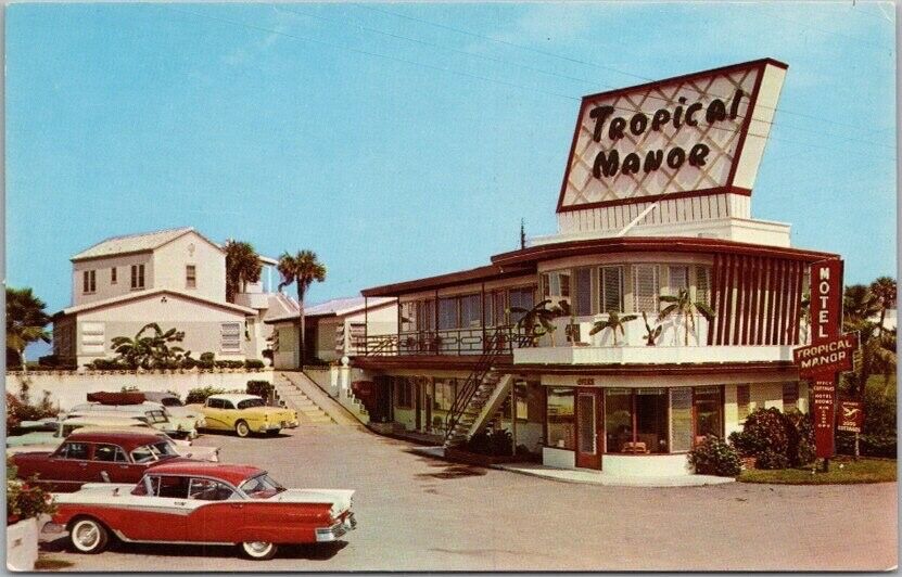 1950s DAYTONA BEACH, Florida Postcard TROPICAL MANOR MOTEL Highway A1A Roadside