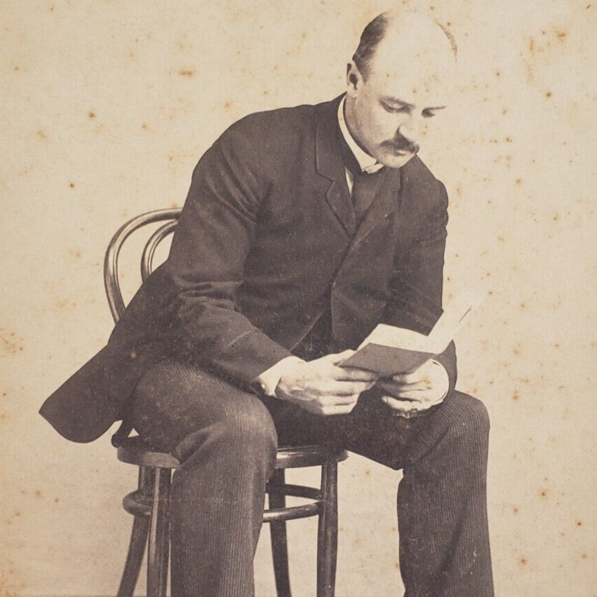 Named Man Reading Book Cabinet Card c1885 Photo Antique Vintage Identified H611