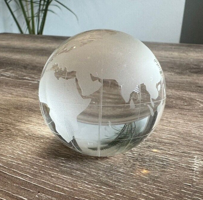 High Quality Crystal Globe Paperweight.