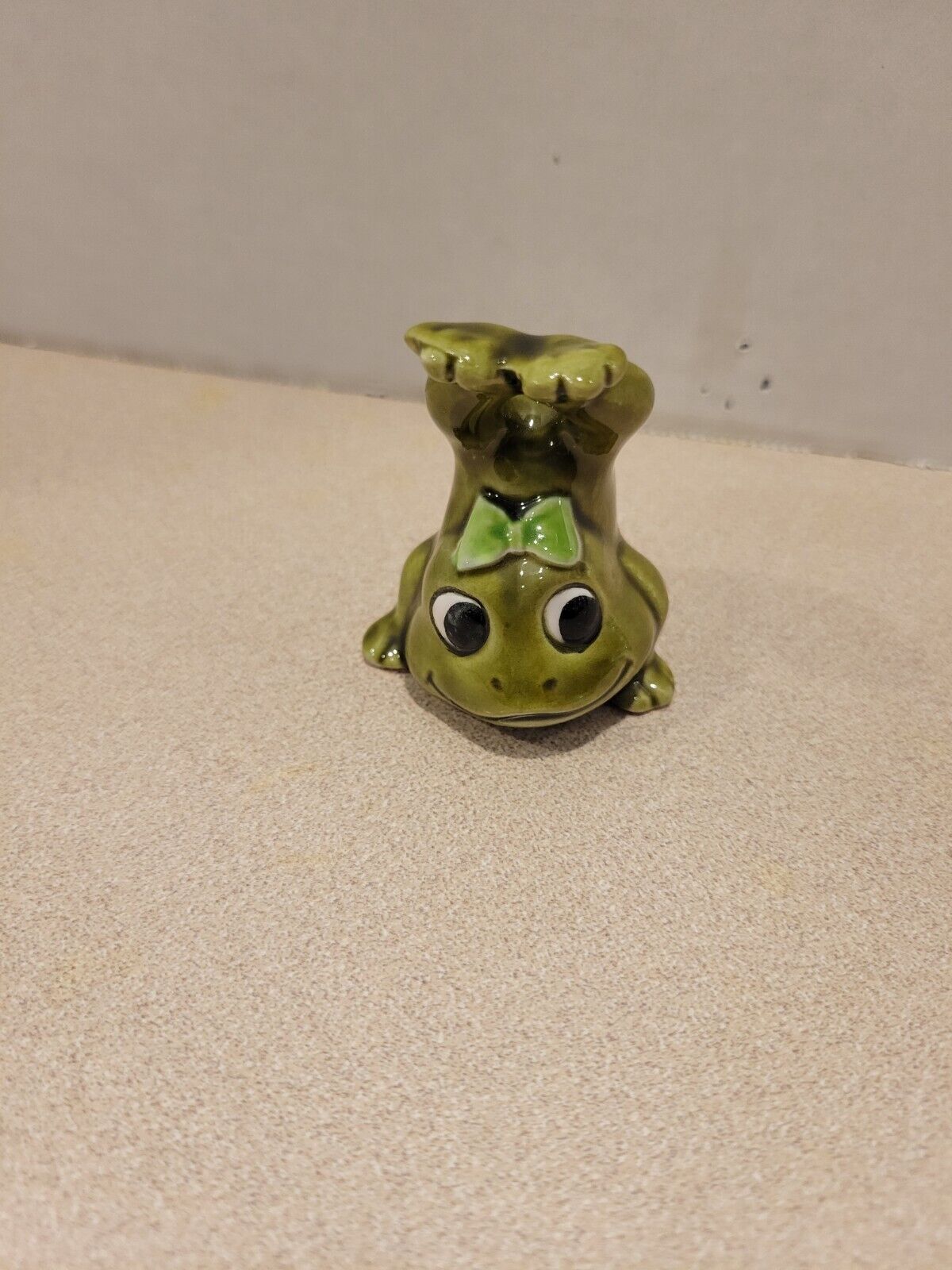 Rare HTF vintage neil the frog Sears Figurine