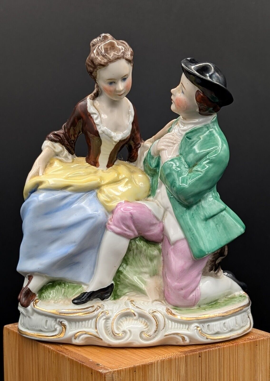Vintage German Porcelain Figurine Of Courting Couple - Great Condition