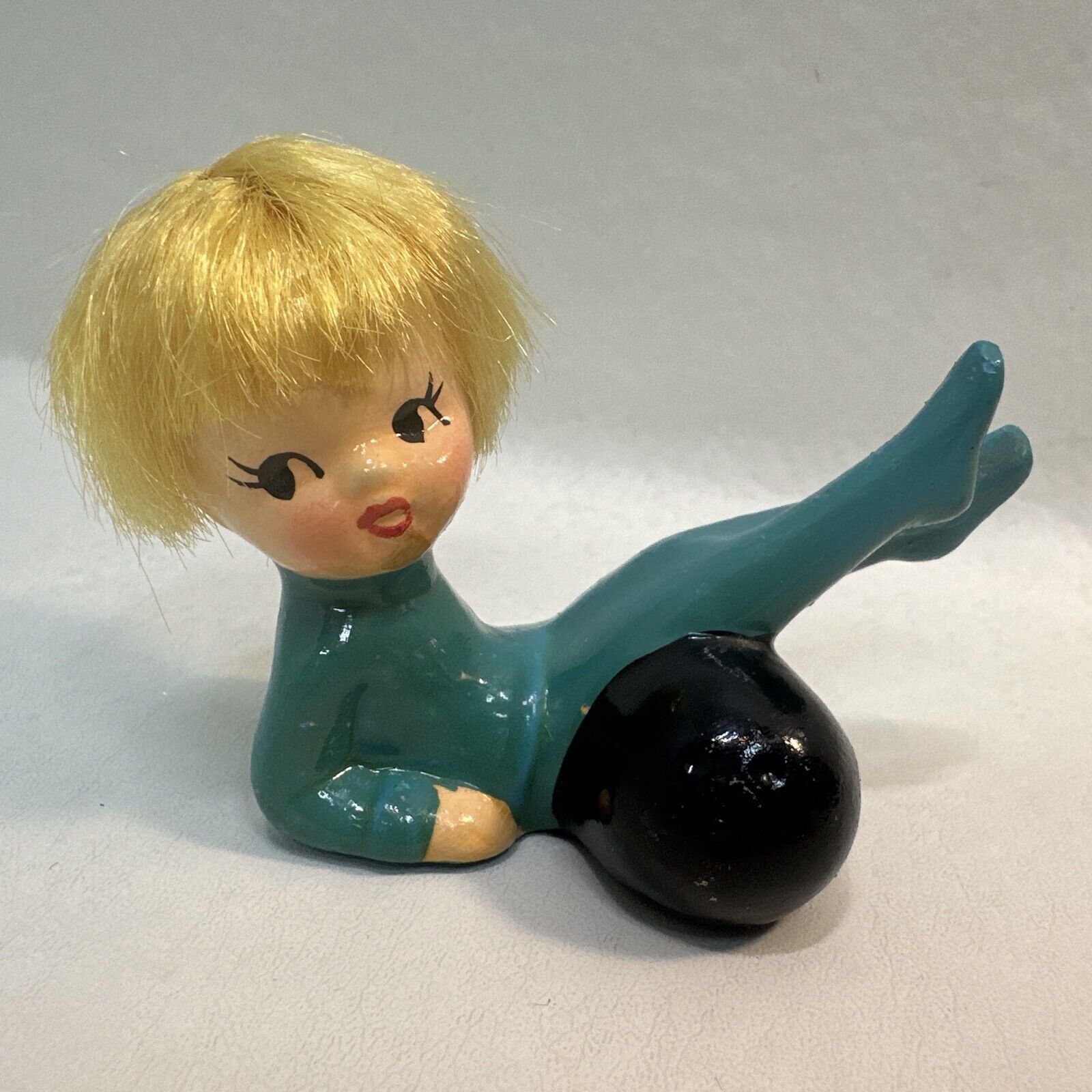 VtG Blonde Haired Girl With Bowling Ball 1960’s MCM-E-3700