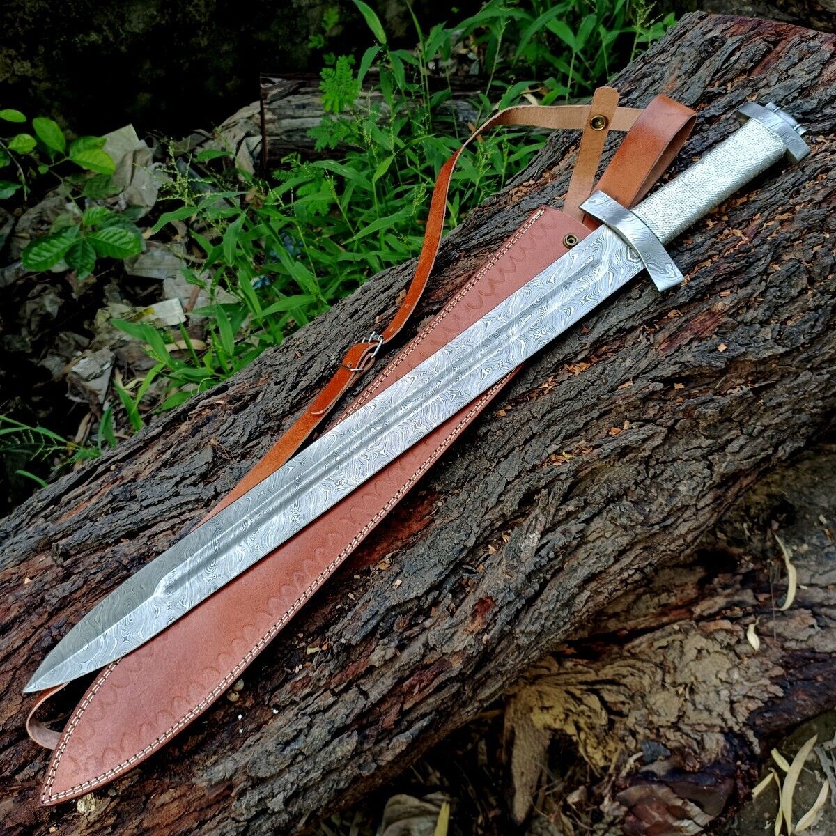 Viking Gladius Sword DAMASCUS STEEL FULL TANG 31' Razor Sharpe SWORD With Sheath