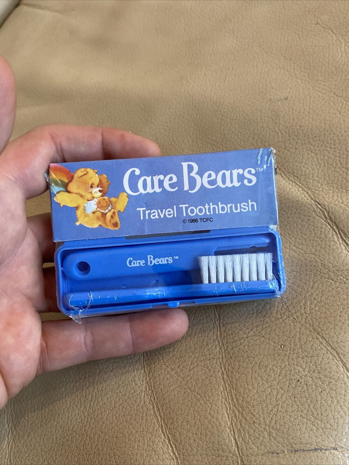 NEW CARE BEARS 2 PC TOOTHBRUSH w/ TRAVEL CASE 1986 COLLAPSIBLE PORTABLE VTG NOS