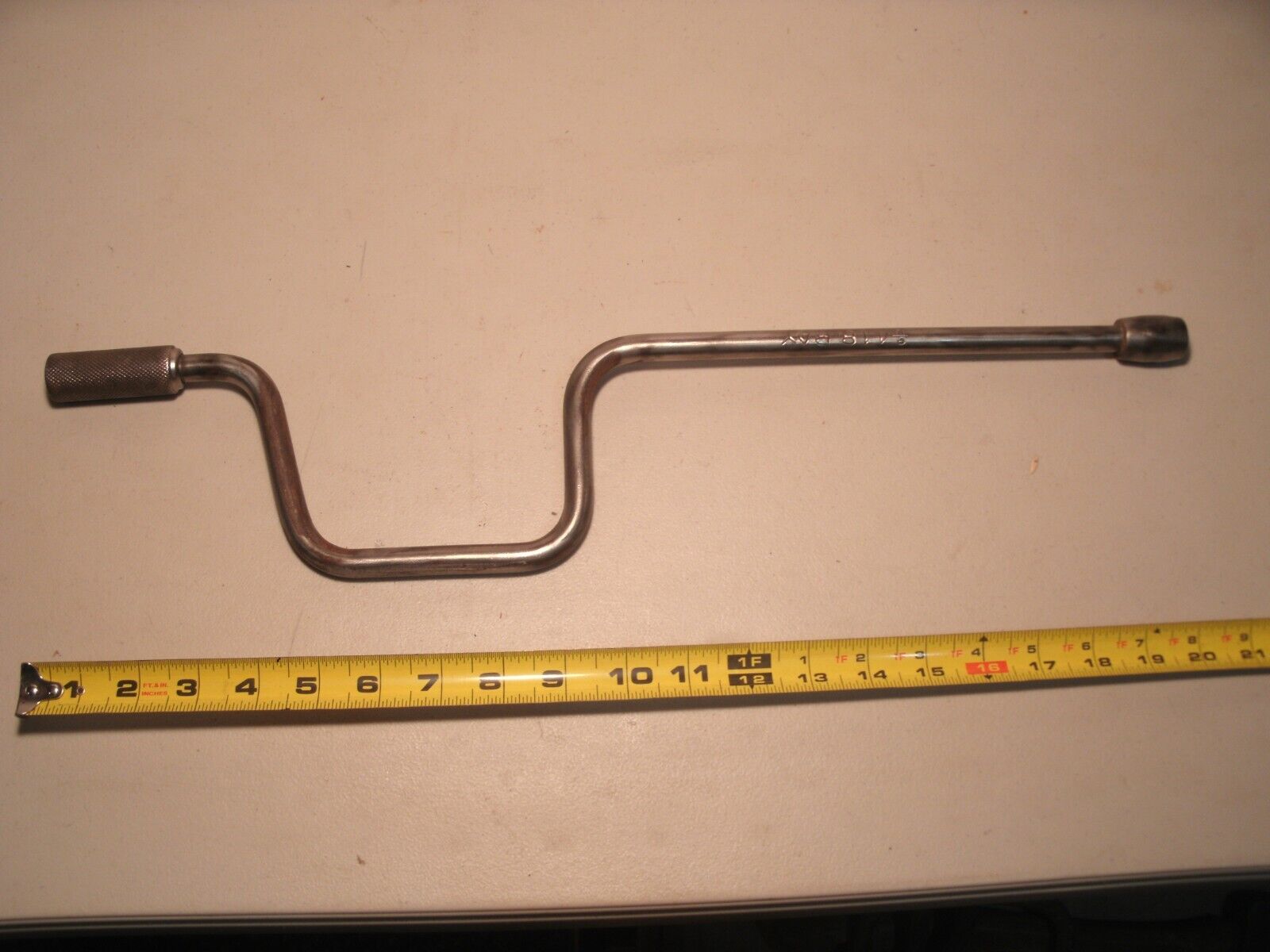 OLD  RAY  #418 with 9/16  Socket  speed wrench 21 inches long