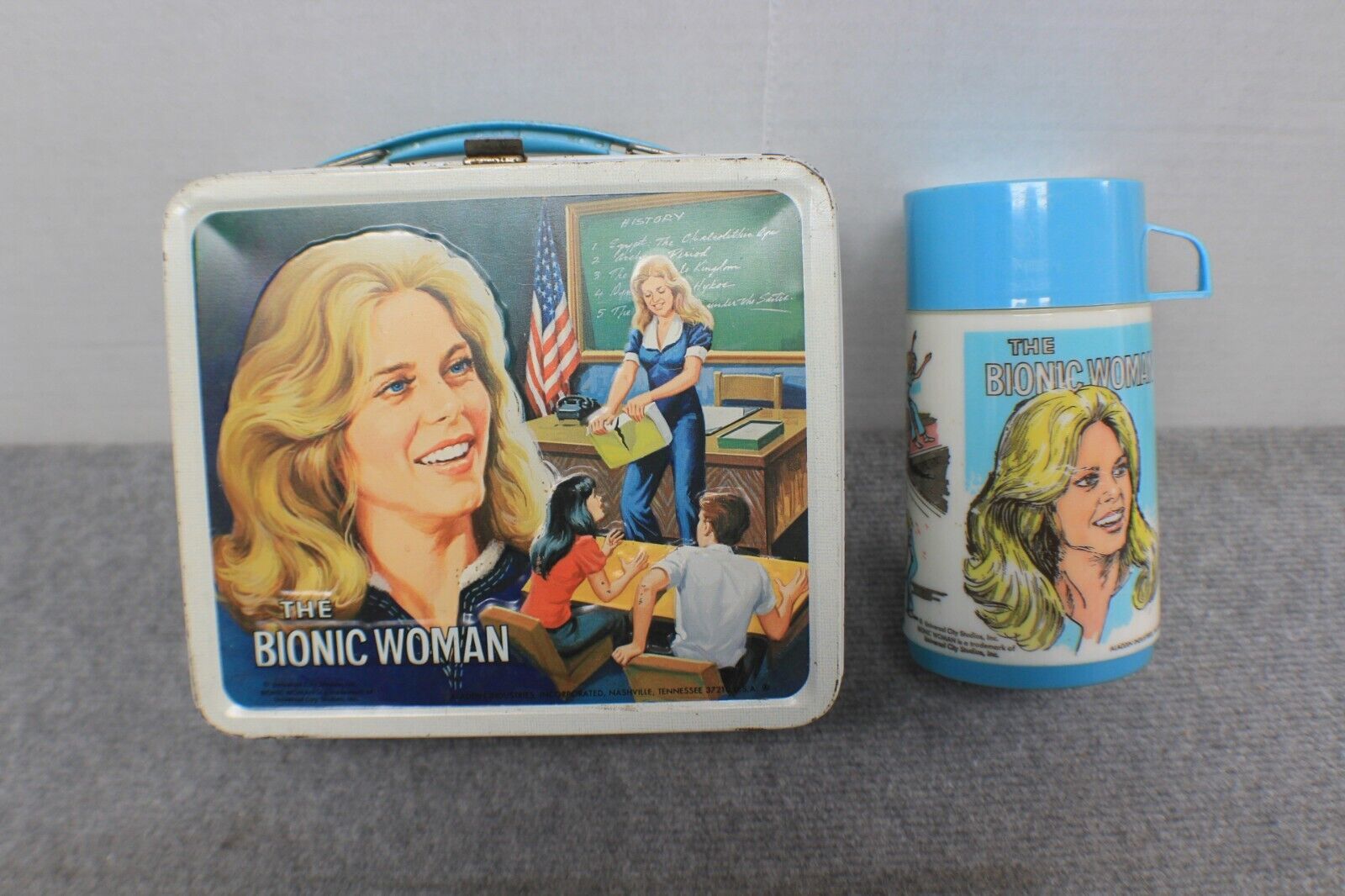 VINTAGE 1978 BIONIC WOMAN METAL LUNCHBOX W/Alladin THERMO BOTTLE- Jaime Sommers