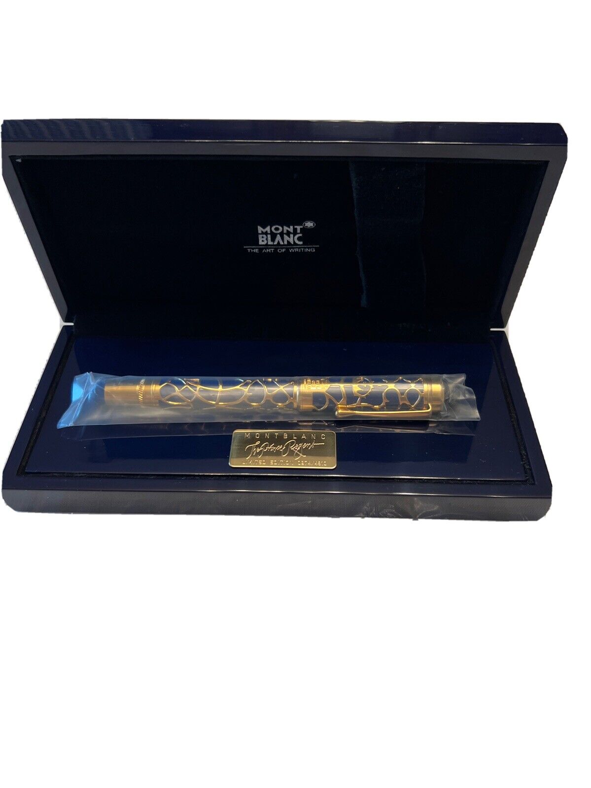 Montblanc Limited Edition 4810 fountain pen;  974/4810 The Prince Regent