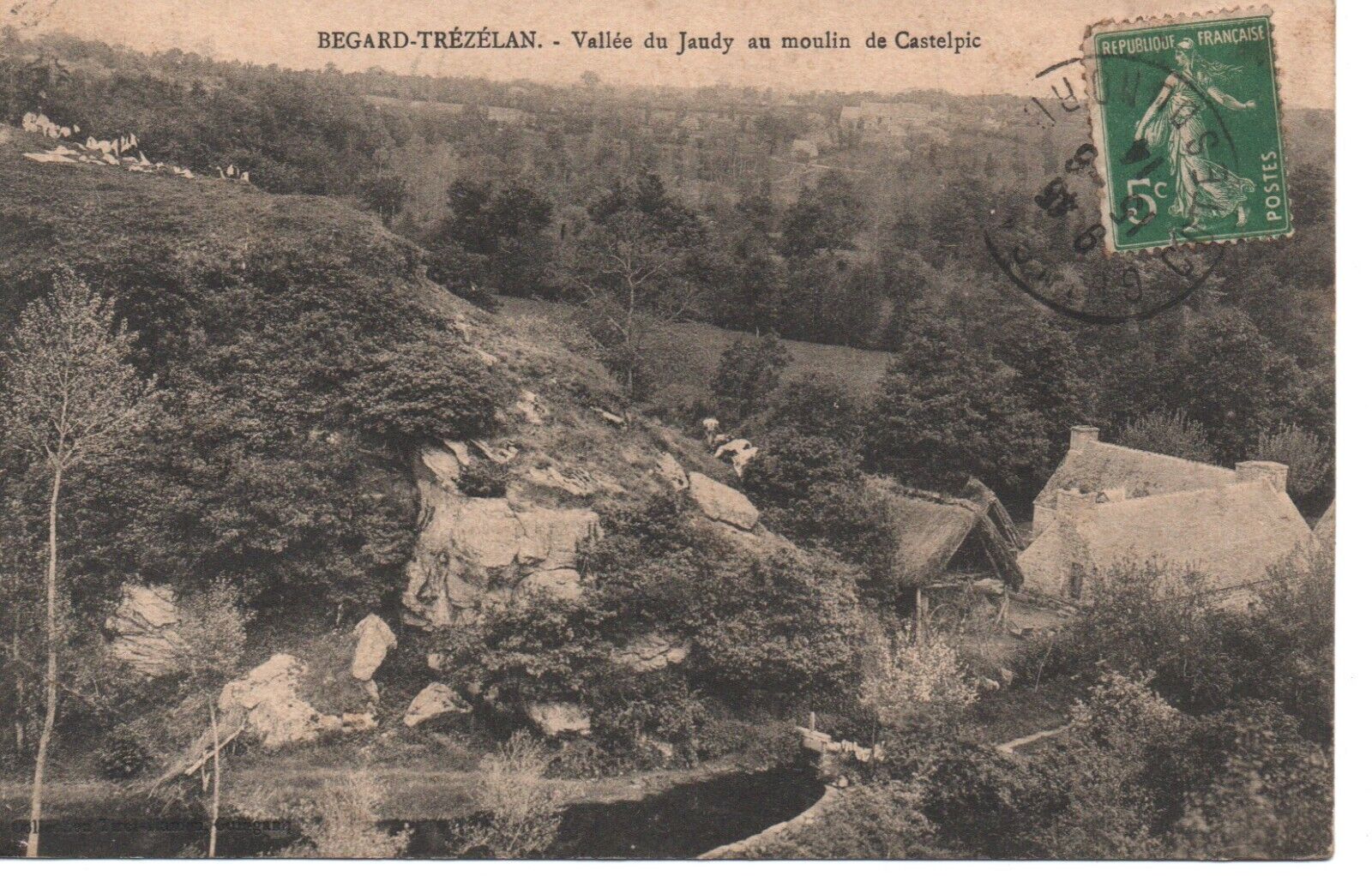 CPA - BEGARD-TRÃZÃLAN - Jaudy Valley at the Castelpic mill